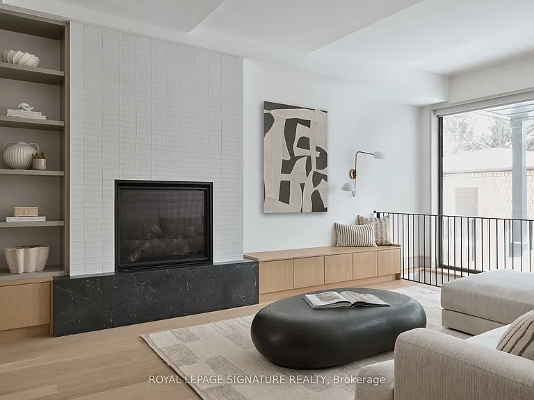 82 Gough Ave #MAIN — Photo 1