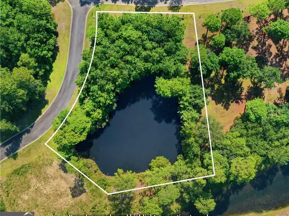 164 Lumpkin Ave, Waverly, GA 31565