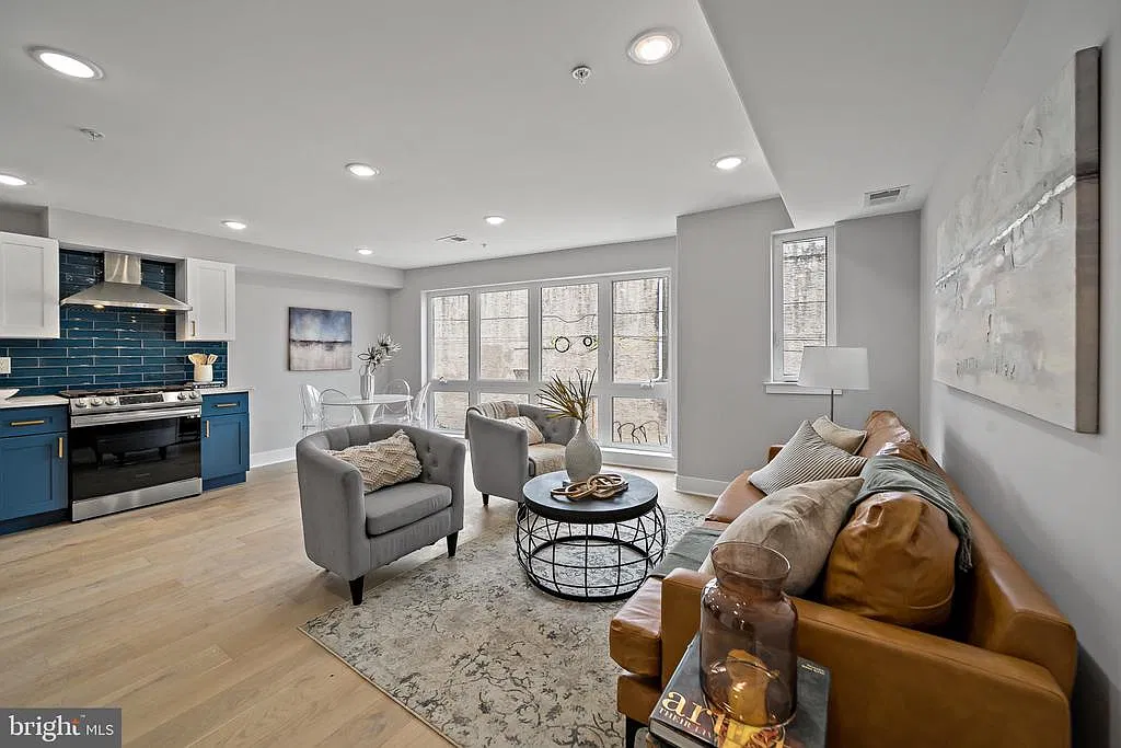 2 bed, 2.5 bath, 1750 sqft, $2,750 — Photo 3
