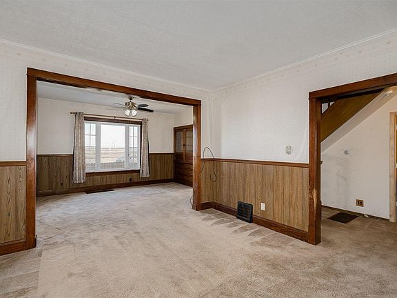 4th image of 510 N Boxelder St