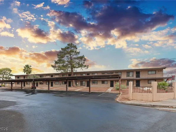 555 S Royal Crest Cir Unit 9, Las Vegas, NV 89169