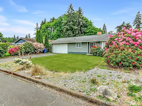4th image of 9406 Tacoma Avenue S
