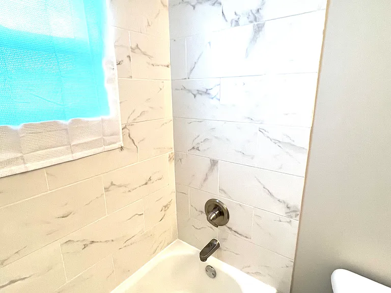 4420 SE 53rd Ave #1 — Photo 15