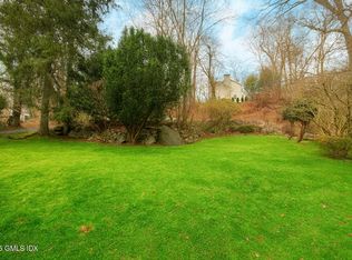 9 Walnut St, Cos Cob, CT 06807