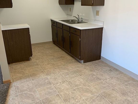 3rd image of 734 11th St NE #7073229