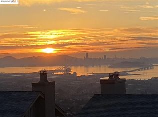 5 Starview Dr, Oakland, CA