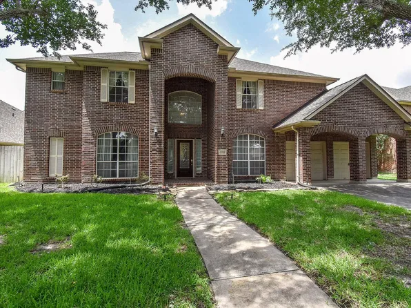 11202 Hundred Bridge Ln, Sugar Land, TX 77498