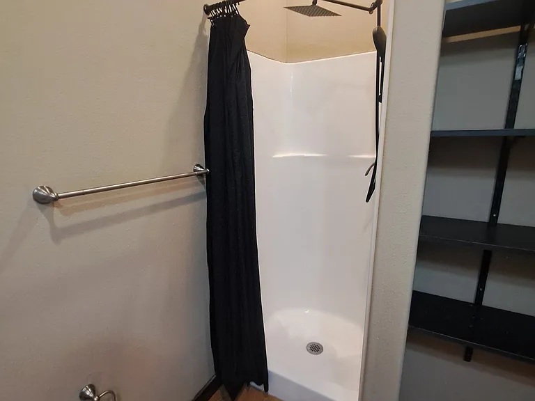 Flush Rd — Photo 6