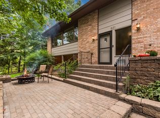 631 Ridgewood Rd, Duluth, MN 55804