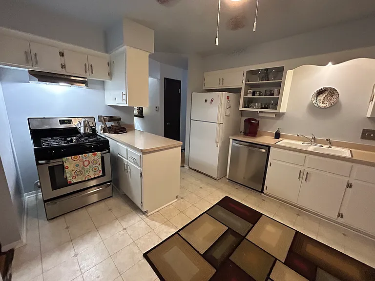 9013 W Tripoli Ave — Photo 2