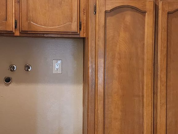 4th image of 8269 La Almendra Way