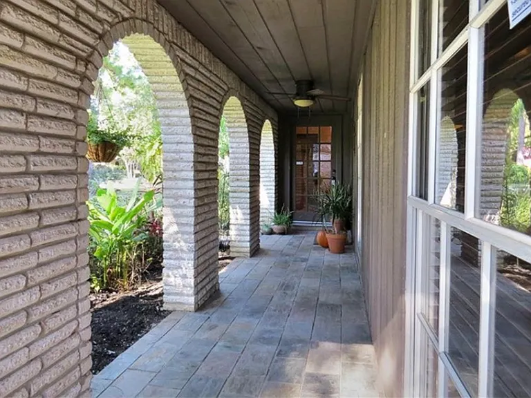 711 Enchanted Trail Dr — Photo 22