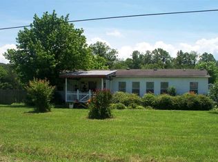 521 Joe Reed Rd, Bybee, TN 37713