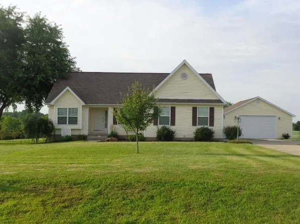 132 Walnut Dr, Jeffersonville, KY 40337