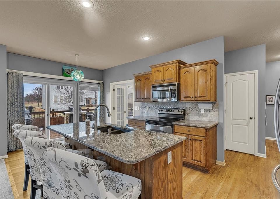 24507 W 91st Ter, Lenexa, KS 66227 | Zillow