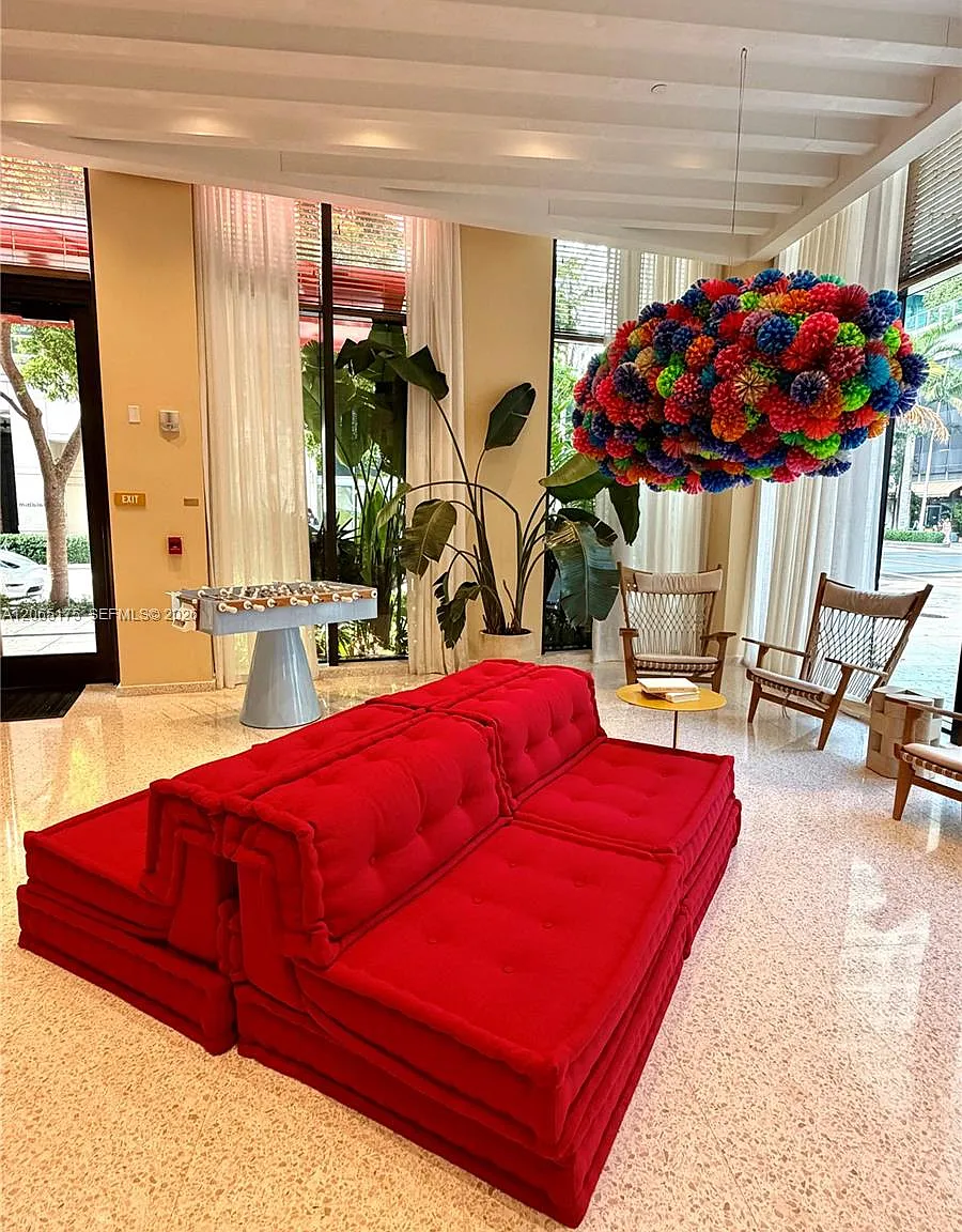 The Standard — Photo 4
