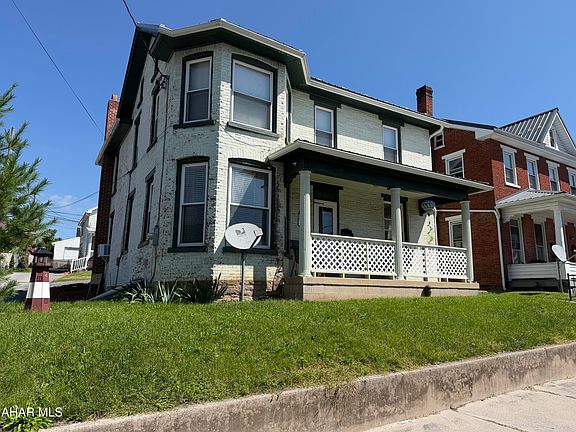 2nd image of 319 E Main St