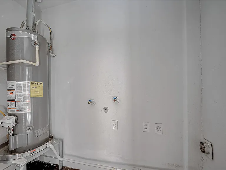 7315 Housman St — Photo 43