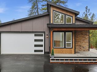 39897 Sunset Bay Rd, Loon Lake, WA 99148