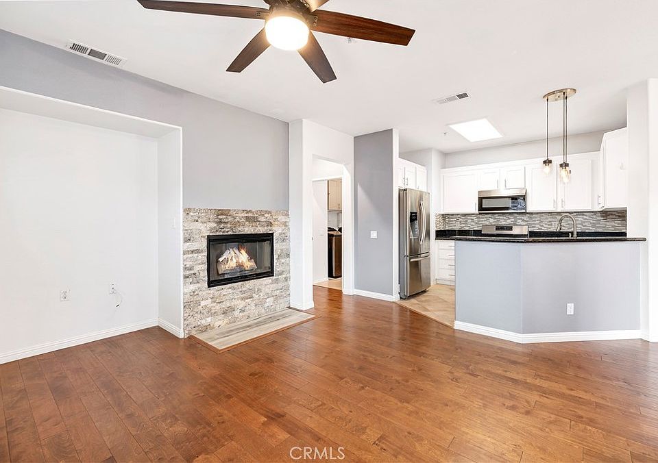 1st image of 26451 Arboretum Way
