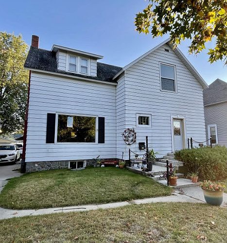 1st image of 1327 Carney Blvd