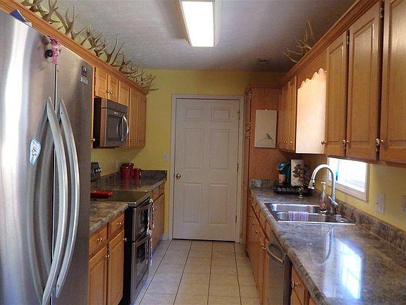 4th image of 2207 Olde West Ct