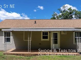 2336 32nd St NE, Hickory, NC 28601