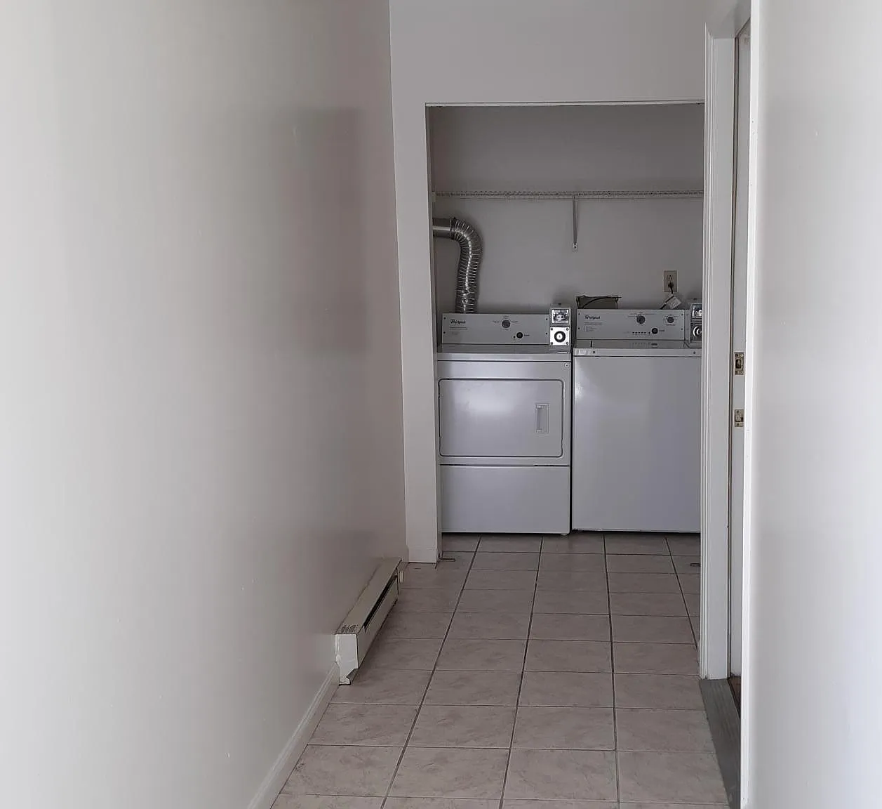 2 bed, 750 sqft, $1,145 — Photo 3