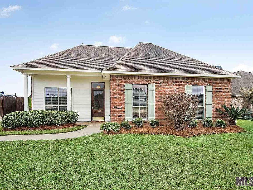 1st image of 28303 Lake Borgne