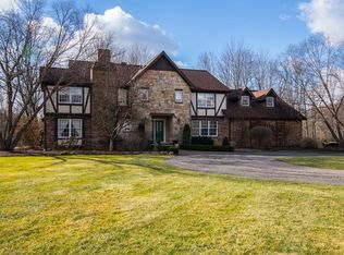 9055 Music St, Novelty, OH 44072