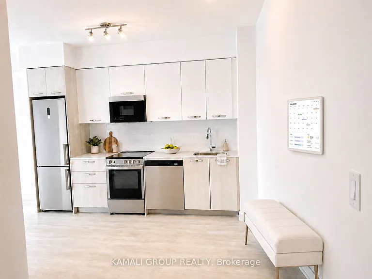 75 James St S #2412 — Photo 5