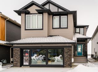 1611 14th St NW, Edmonton, AB T6T2N7