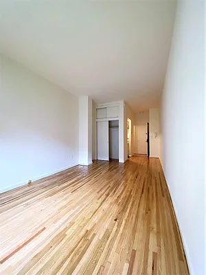 Rented by City Connections Realty | media 2