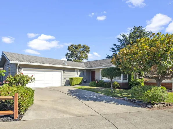 3 Bradshaw Ter, Redwood City, CA 94062