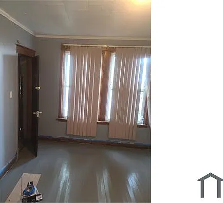 2 bed, 700 sqft, $1,400 — Photo 2