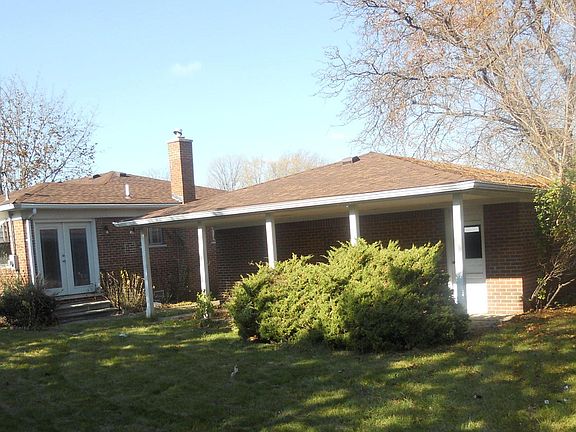2nd image of 5420 Marcy St