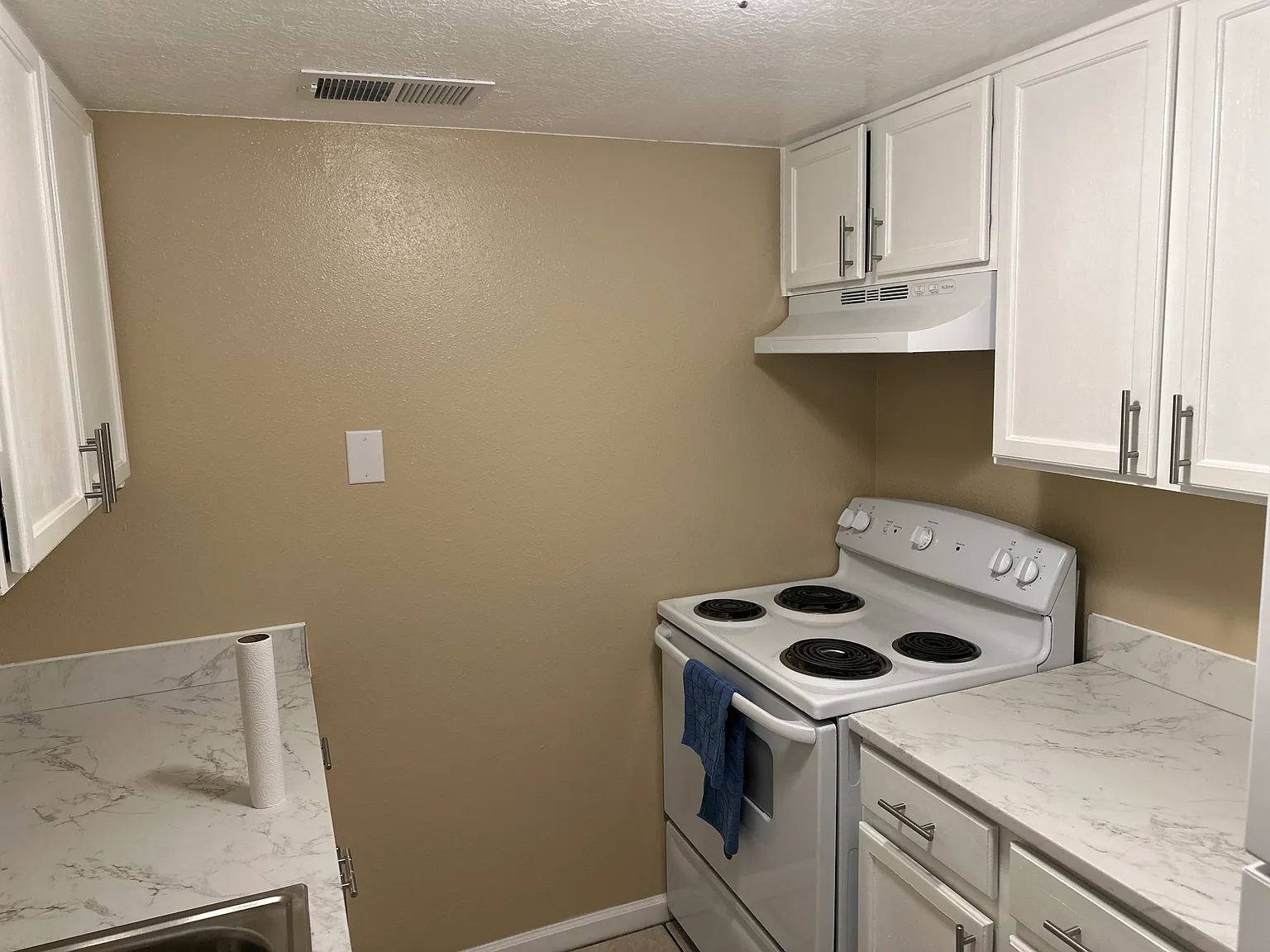 3 bed, 1172 sqft, $1,850 — Photo 4