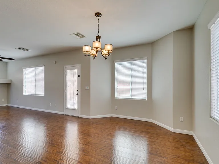 9341 Colorful Rainbow Ave — Photo 19
