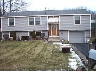 12 John F Kennedy Ave, Clinton, MA 01510
