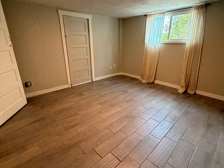 354 N 200 E — Photo 8