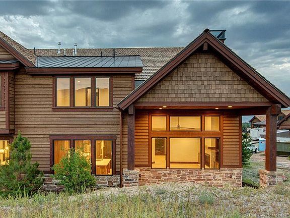 4th image of 1629 E Abajo Peak Cir #1629