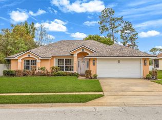 105 Breezewood Dr, Debary, FL 32713