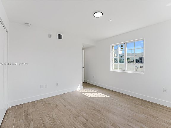 2nd image of 1519 Pennsylvania Ave APT 1