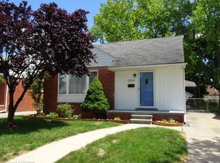 23130 Saxony Ave, Eastpointe, MI 48021