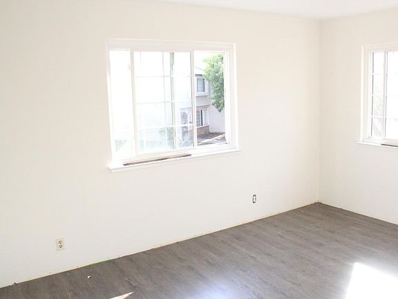 4th image of 4134 Asimuth Cir