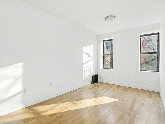 3rd image of 605 W 137th St APT 1