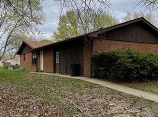 110 Turnbridge Dr, Swansea, IL