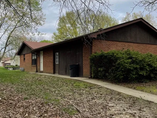 110 Turnbridge Dr, Swansea, IL 62226
