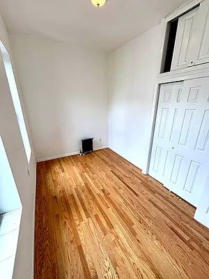 Rented by Minotaur Management | media 9