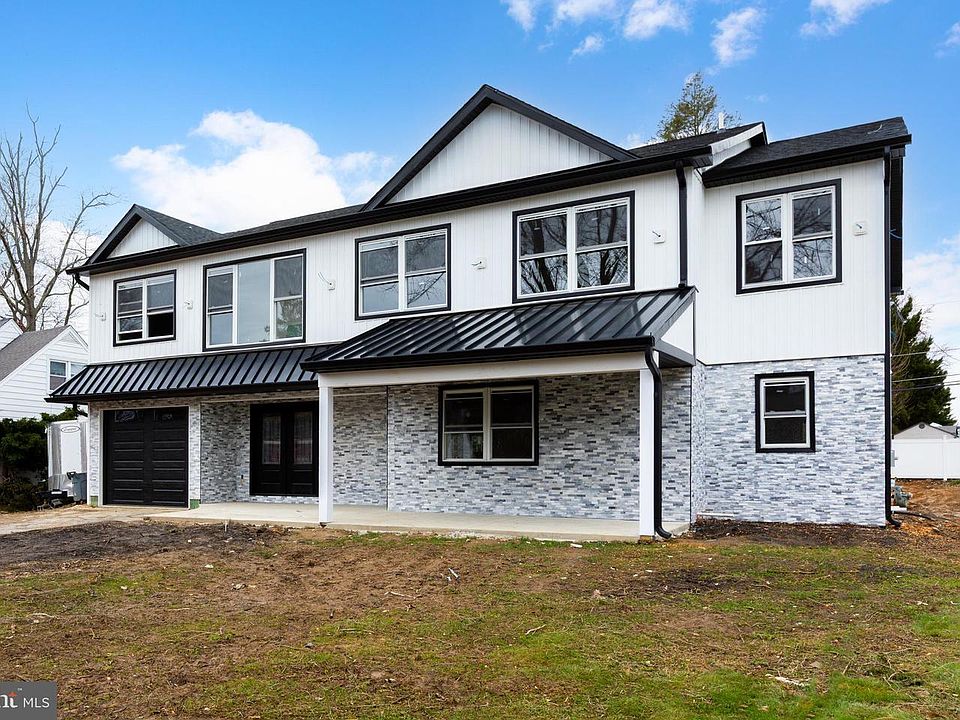 2nd image of 310 Lewis Rd